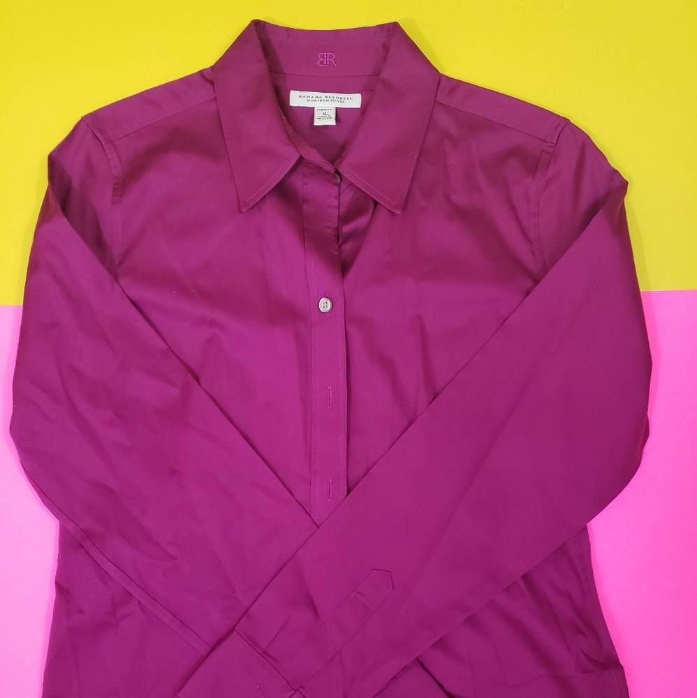 Banana Republic Women's Fuchsia Button-Down Shirt